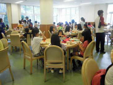 �����������H